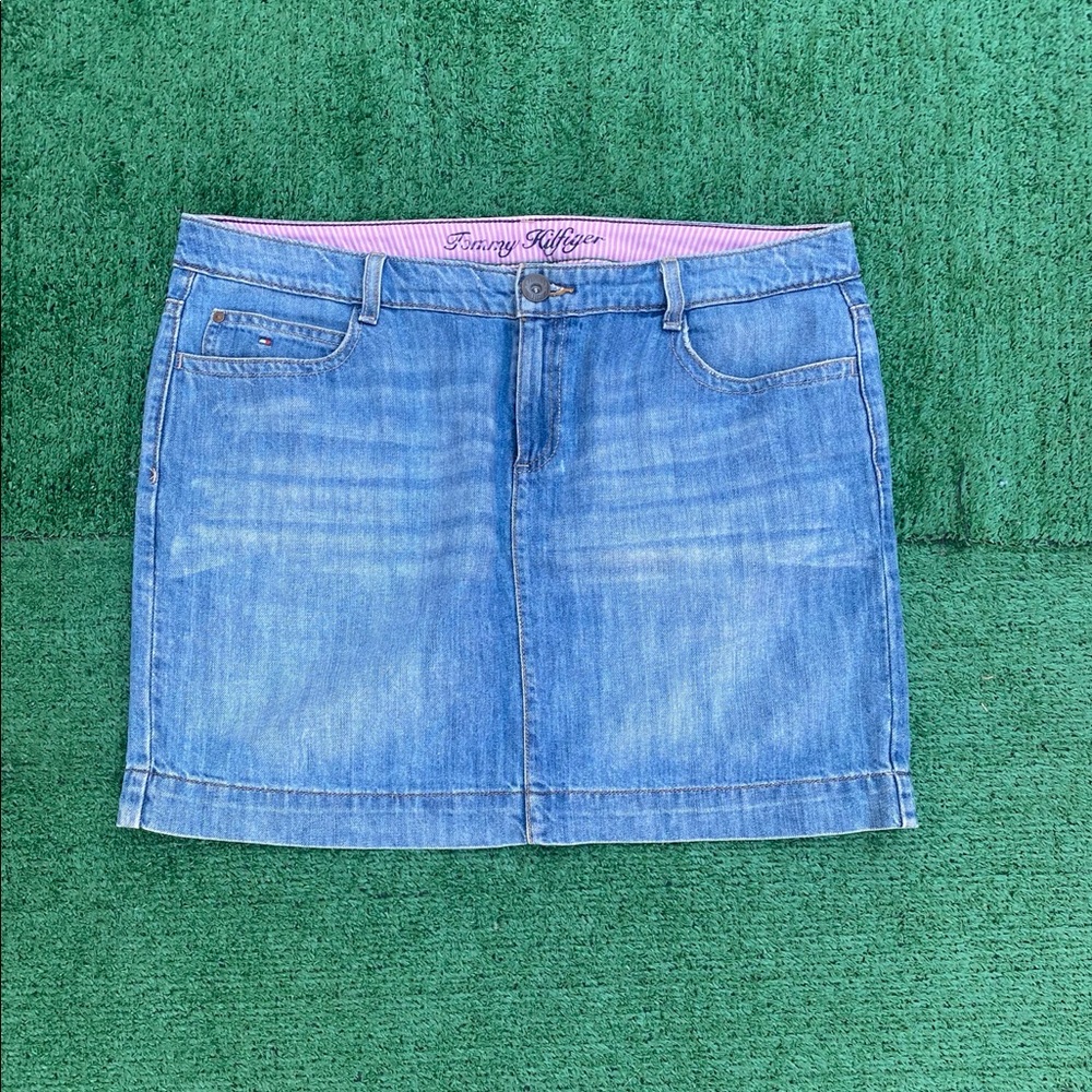 Women’s Tommy Hilfiger denim mini skirt